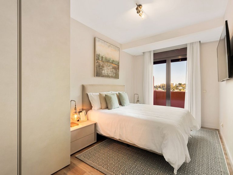 Apartment for Sale in Benahavís, Malaga 11