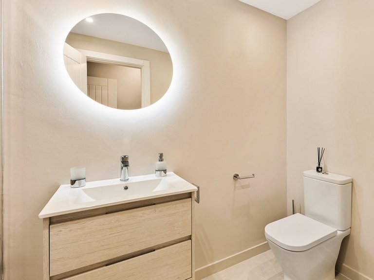 Apartment for Sale in Benahavís, Malaga 6