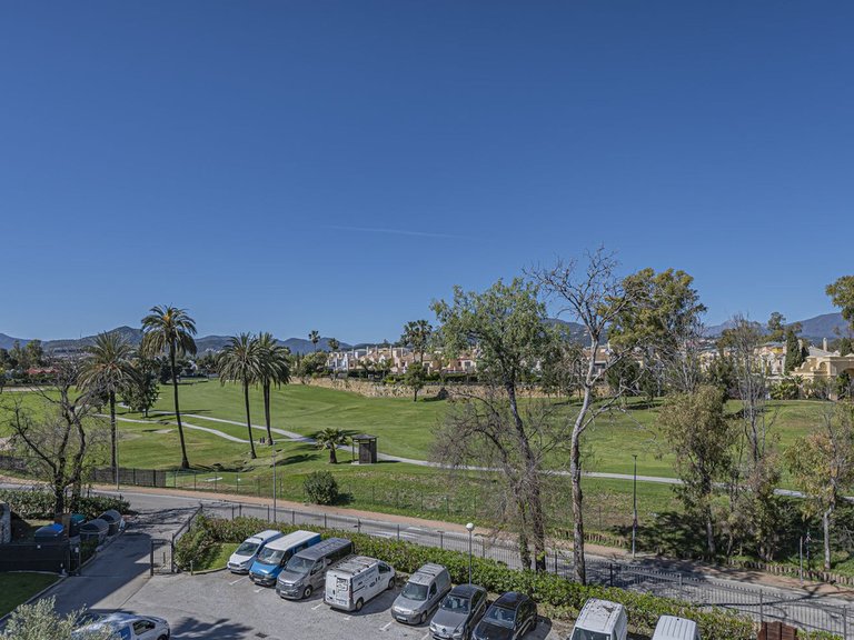 Apartment for Sale in Guadalmina Alta, Malaga 13