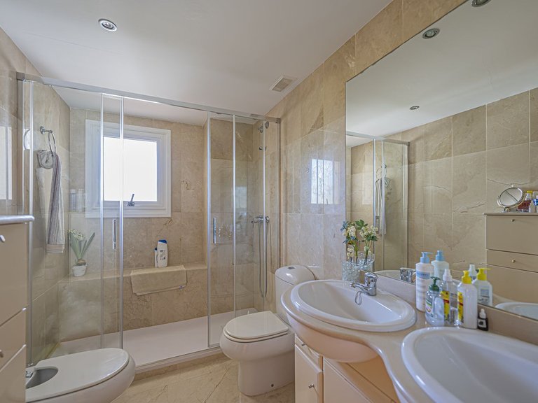 Apartment for Sale in Guadalmina Alta, Malaga 14