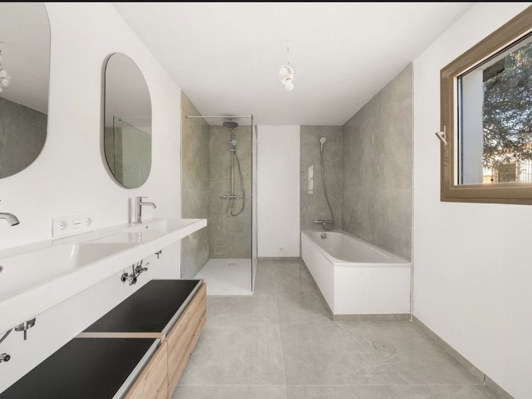 Villa for Sale in Estepona, Malaga 20