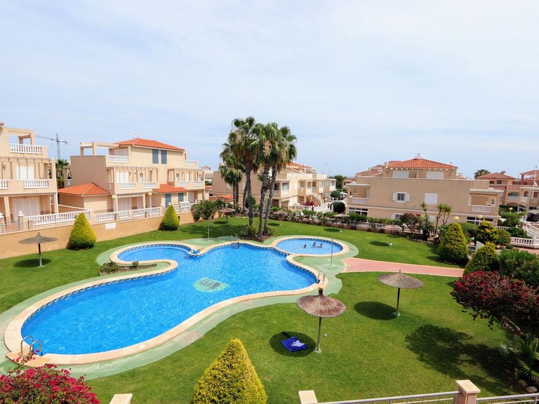 Villa for Sale in Playa Flamenca, Alicante 2