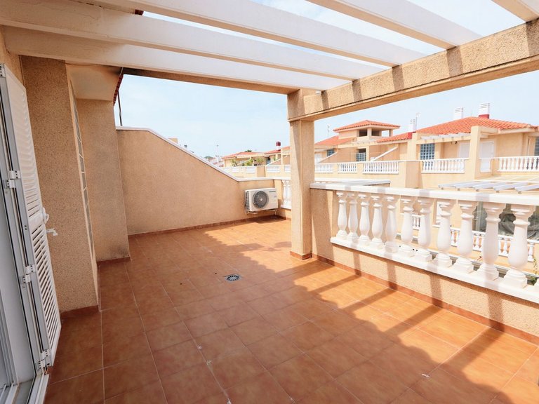 Villa for Sale in Playa Flamenca, Alicante 31