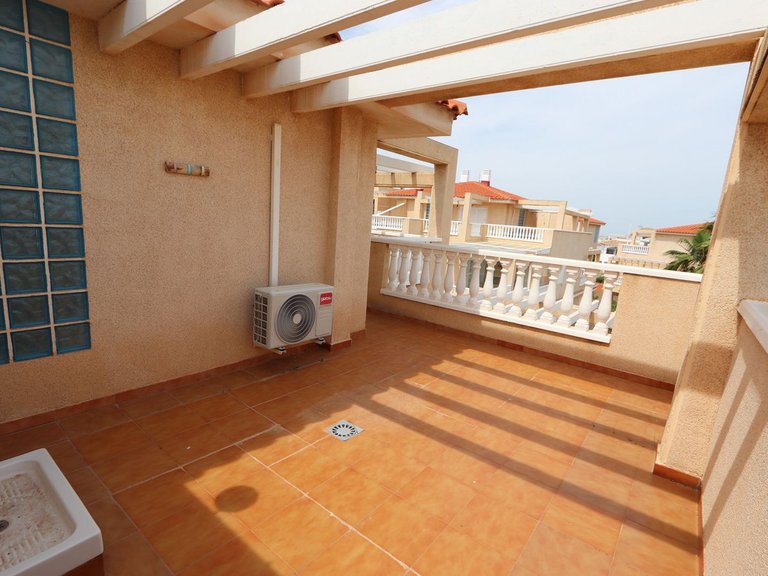 Villa for Sale in Playa Flamenca, Alicante 33