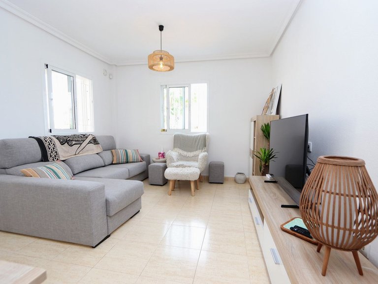 Villa for Sale in Playa Flamenca, Alicante 6