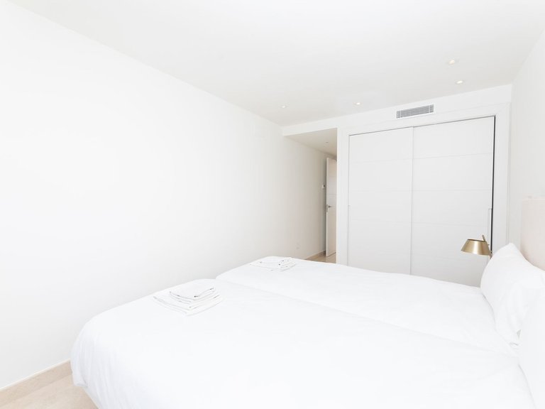 Apartment for Sale in Nueva Andalucía, Malaga 12