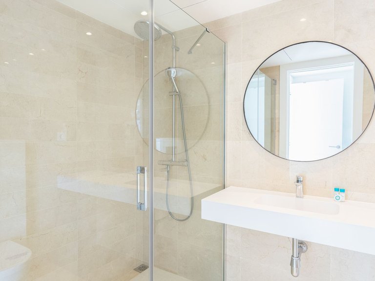 Apartment for Sale in Nueva Andalucía, Malaga 13