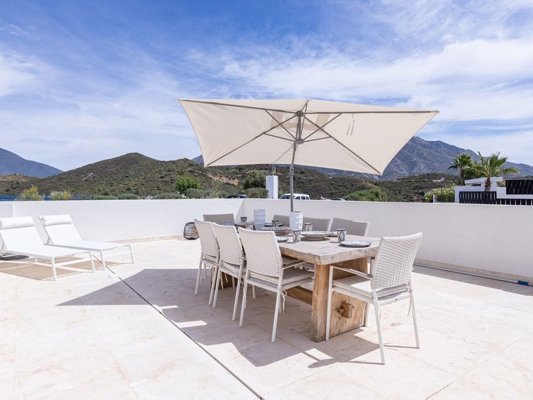 Apartment for Sale in Nueva Andalucía, Malaga 7