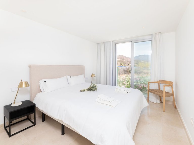 Apartment for Sale in Nueva Andalucía, Malaga 8