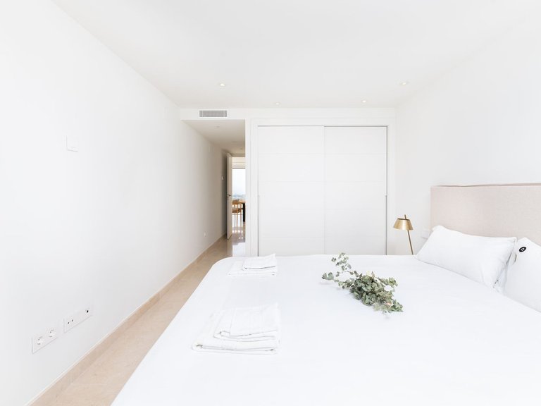 Apartment for Sale in Nueva Andalucía, Malaga 9