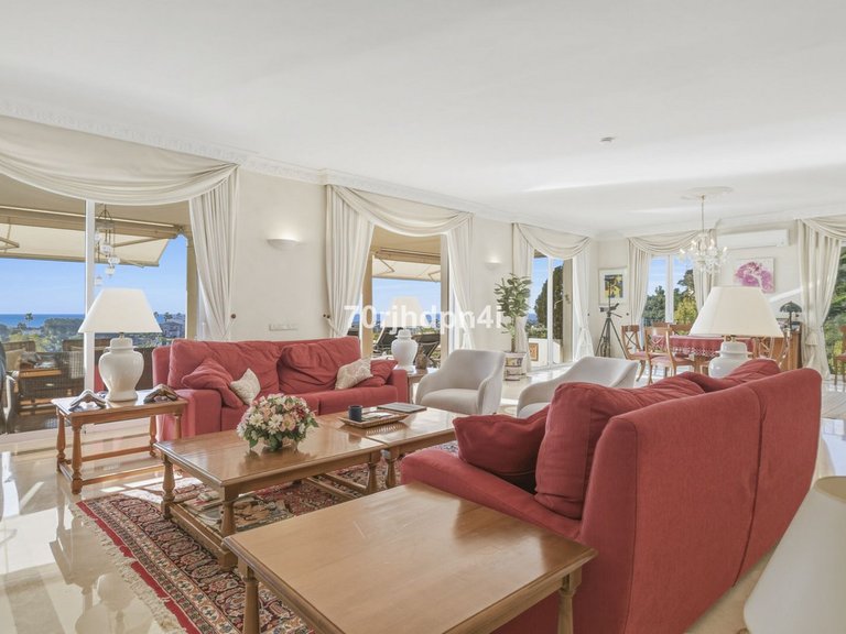 Villa for Sale in Benahavís, Malaga 15