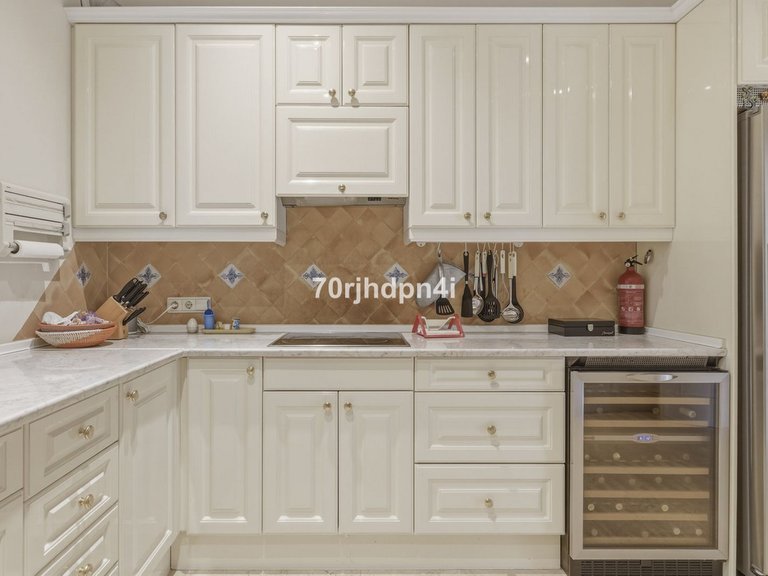 Villa for Sale in Benahavís, Malaga 22