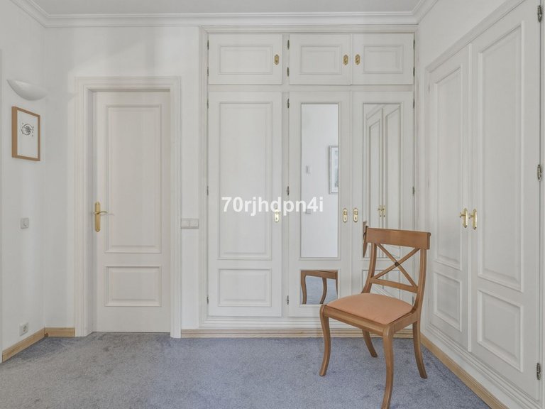 Villa for Sale in Benahavís, Malaga 25
