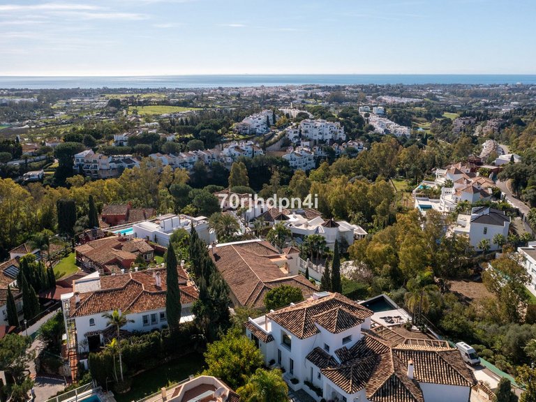 Villa for Sale in Benahavís, Malaga 4