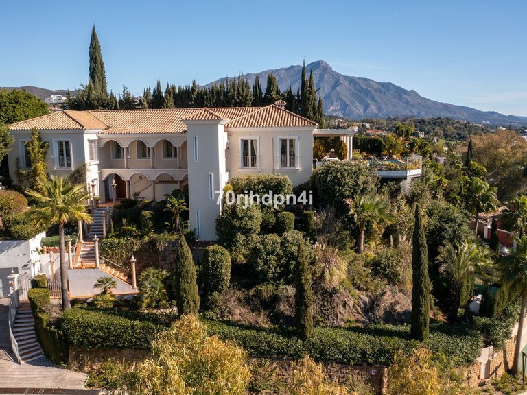 Villa for Sale in Benahavís, Malaga 8