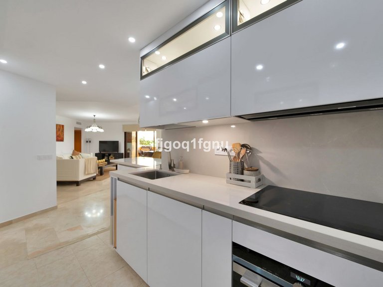 Apartment for Sale in Costalita, Malaga 13