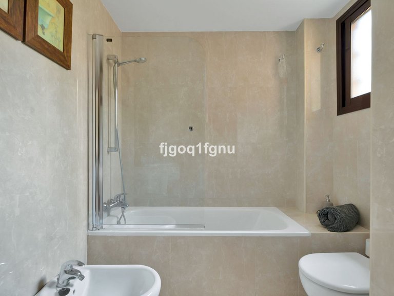 Apartment for Sale in Costalita, Malaga 23