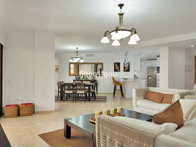 Apartment for Sale in Costalita, Malaga 7