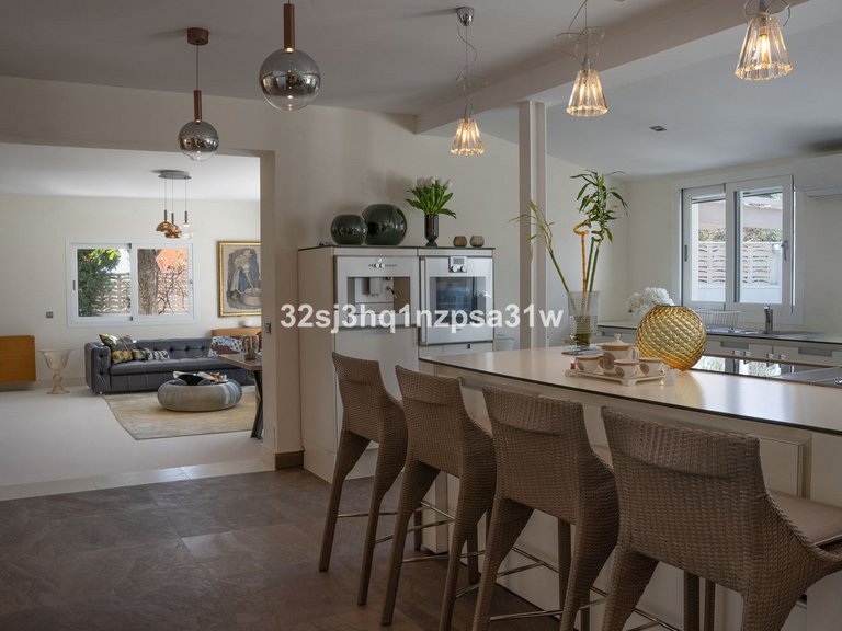 Villa for Sale in Guadalmina Alta, Malaga 15