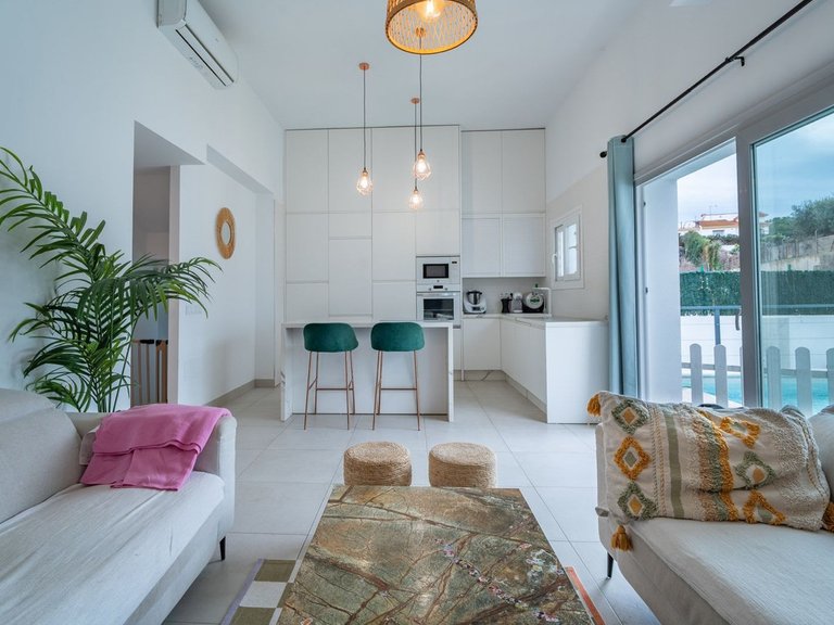Villa for Sale in El Candado, Malaga 4