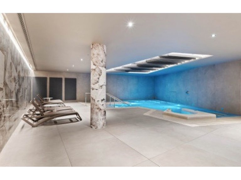 Apartment for Sale in The Golden Mile, Malaga 12