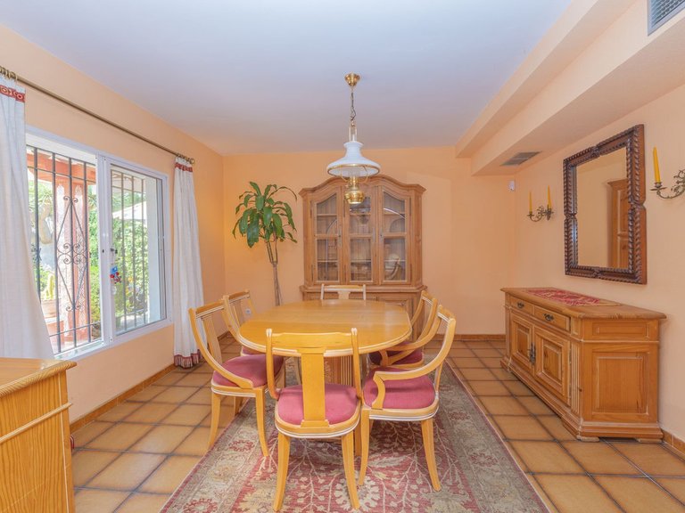 Villa for Sale in Marbella, Malaga 13