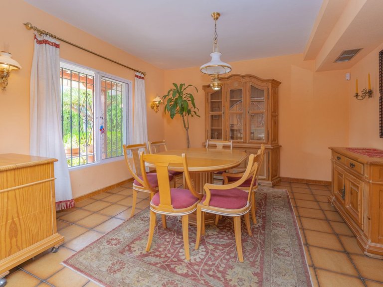 Villa for Sale in Marbella, Malaga 30