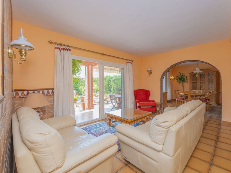 Villa for Sale in Marbella, Malaga 35