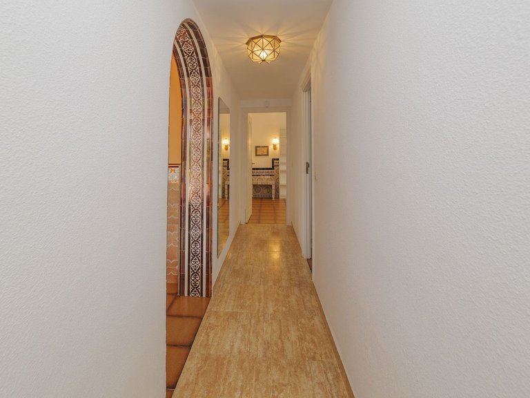 Villa for Sale in Marbella, Malaga 38