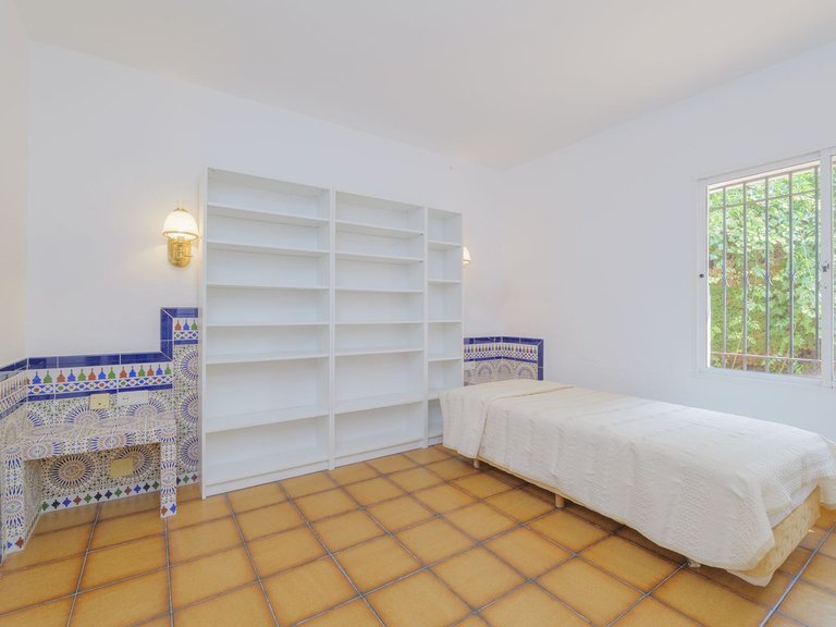 Villa for Sale in Marbella, Malaga 41