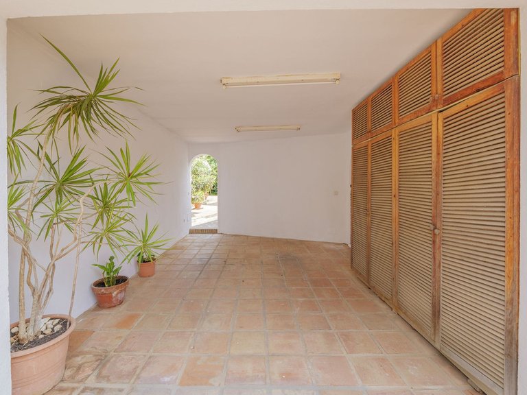 Villa for Sale in Marbella, Malaga 54