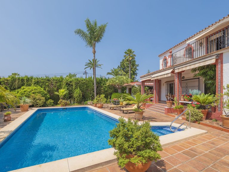 Villa for Sale in Marbella, Malaga 6