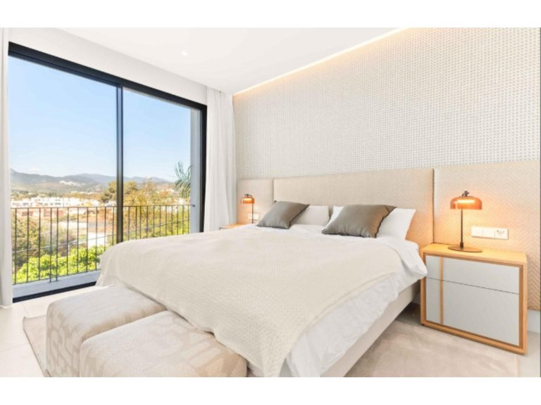 Villa for Sale in San Pedro De Alcántara, Malaga 23