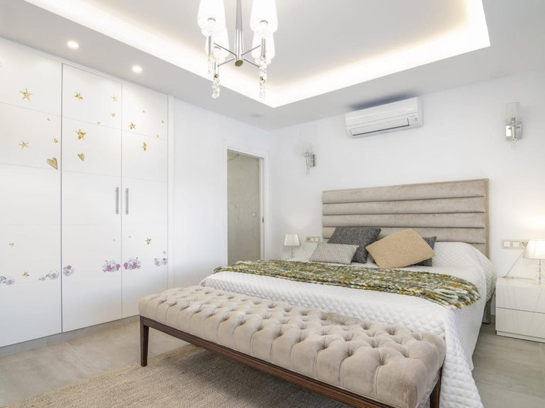 Apartment for Sale in Puerto Banús, Malaga 22