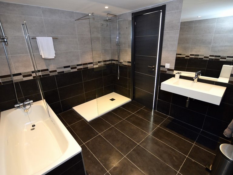 Villa for Sale in Torremuelle, Malaga 25