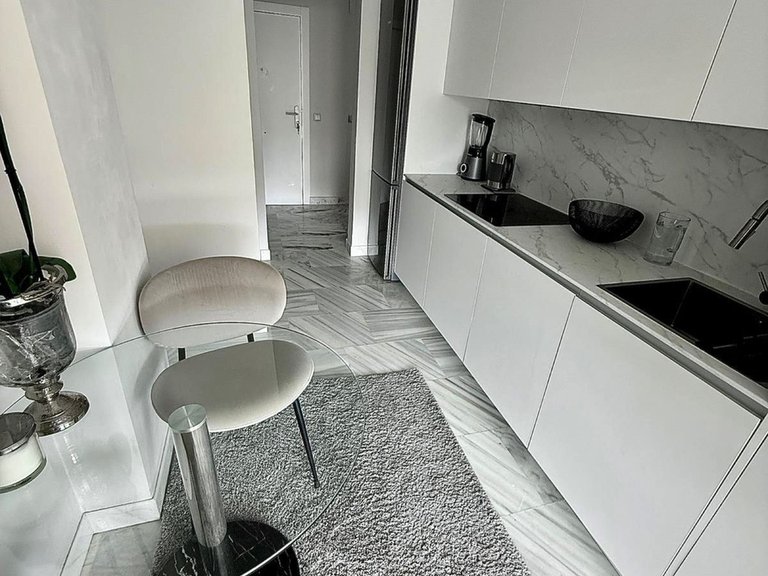 Apartment for Sale in Benahavís, Malaga 25