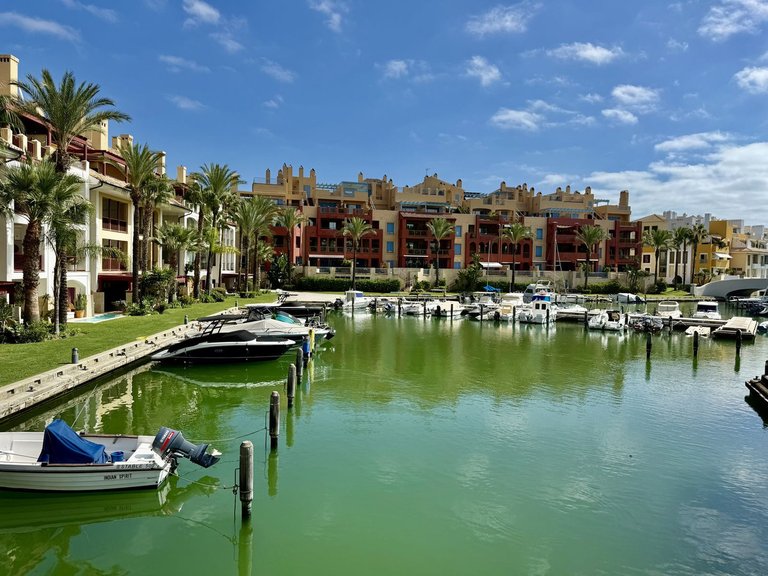 Apartment for Sale in Sotogrande Puerto, Cadiz 1