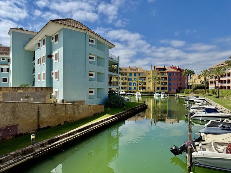 Apartment for Sale in Sotogrande Puerto, Cadiz 18