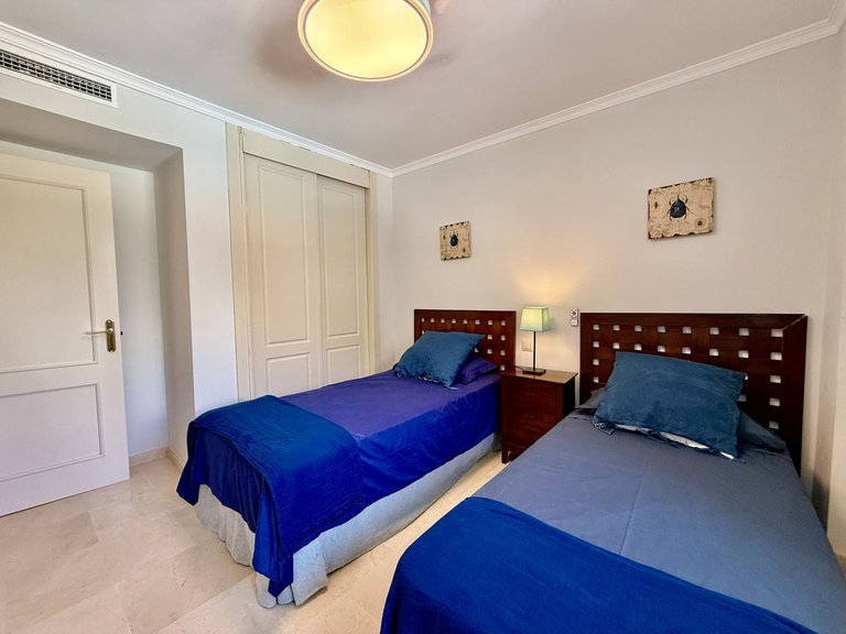 Apartment for Sale in Sotogrande Puerto, Cadiz 20