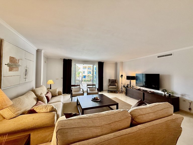 Apartment for Sale in Sotogrande Puerto, Cadiz 6