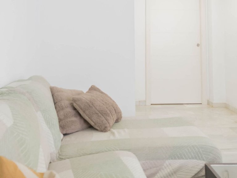 Apartment for Sale in Las Lagunas, Malaga 4