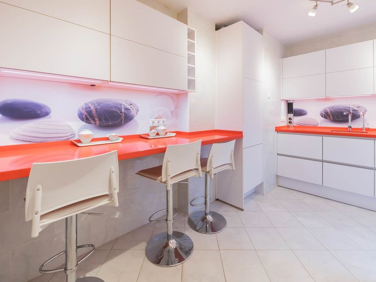 Apartment for Sale in Las Lagunas, Malaga 5