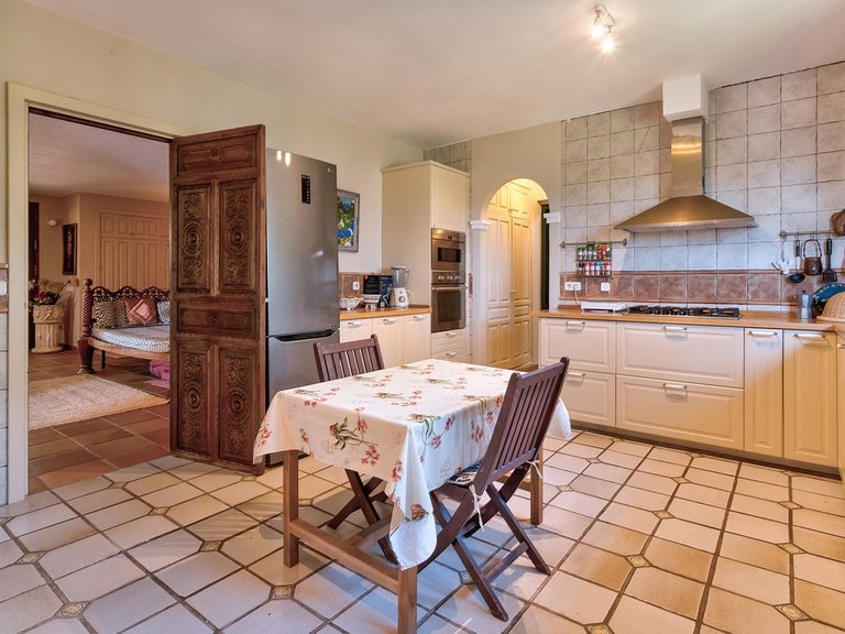 Villa for Sale in Sotogrande, Cadiz 10
