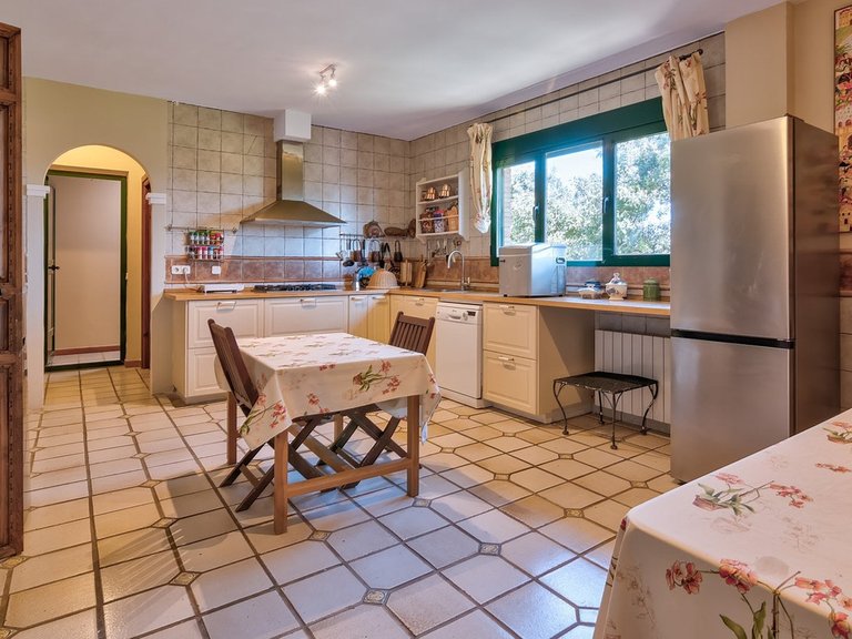 Villa for Sale in Sotogrande, Cadiz 11
