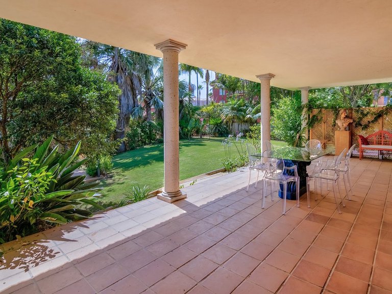Villa for Sale in Sotogrande, Cadiz 21