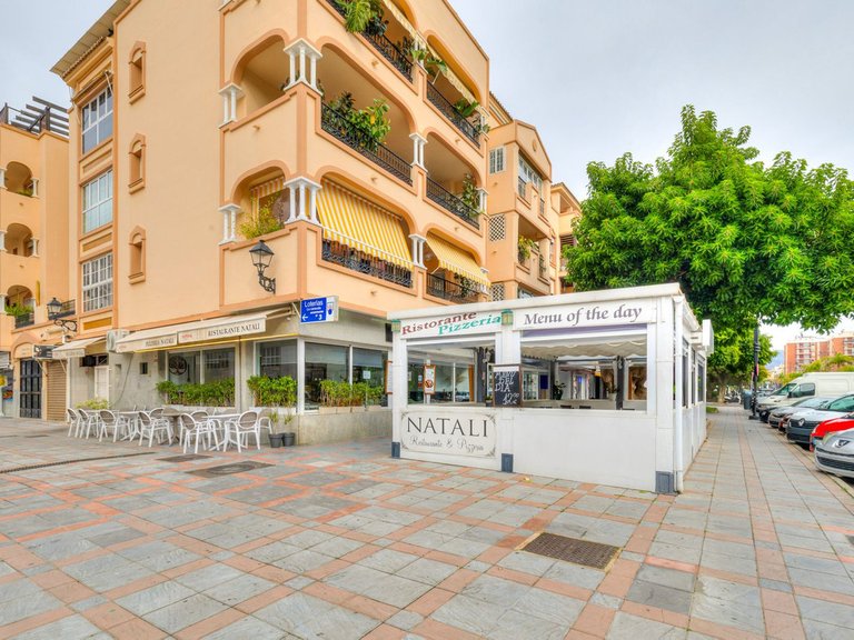 Commercial for Sale in Fuengirola, Malaga 1
