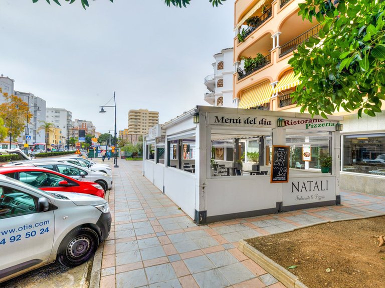 Commercial for Sale in Fuengirola, Malaga 14