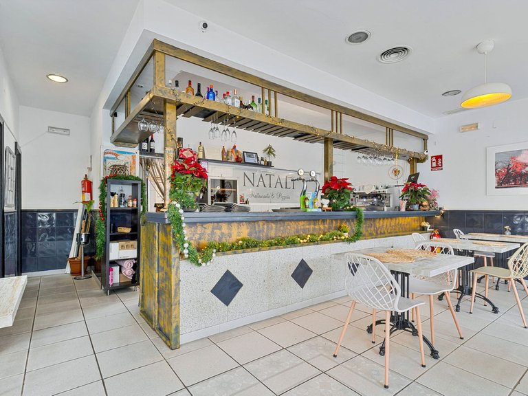 Commercial for Sale in Fuengirola, Malaga 5