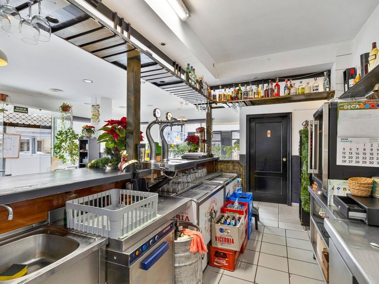 Commercial for Sale in Fuengirola, Malaga 7