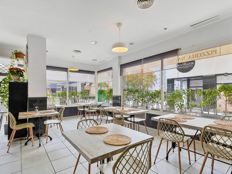 Commercial for Sale in Fuengirola, Malaga 8